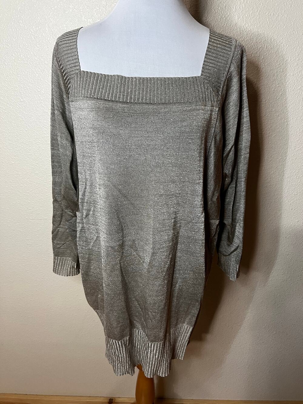 Exclusively Misook Woman silver metallic knit square neckline tunic top 2X plus